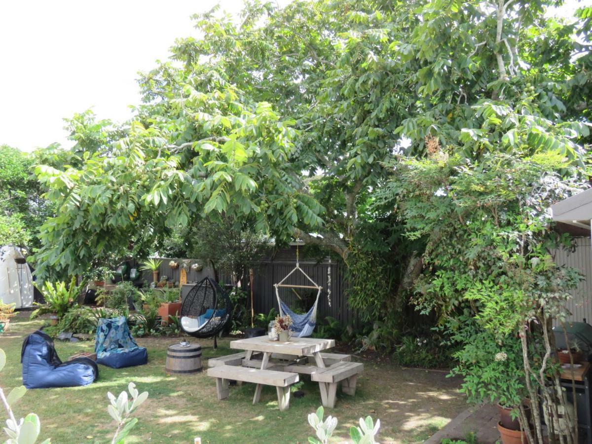 Готель Pohutukawa Bach Вангерей Екстер'єр фото